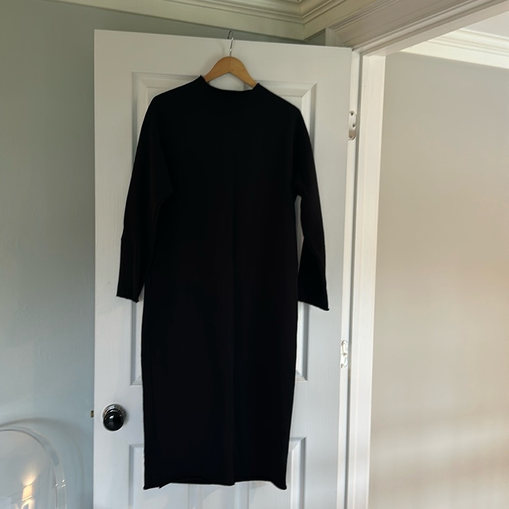 Frank & Eileen Long Capelet Dress, M
